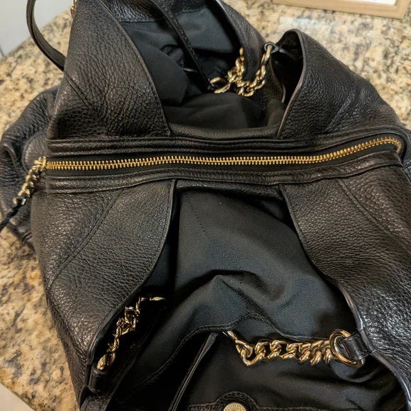 Coach Black Leather Women's Bag - Picture 6 of 7